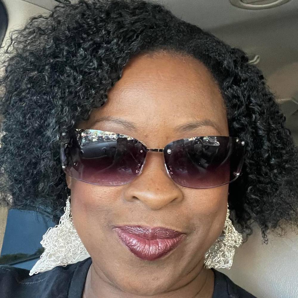 Meet your Posher, Tamiko